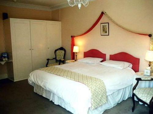 Wick House Bed And Breakfast Тонтон Номер фото
